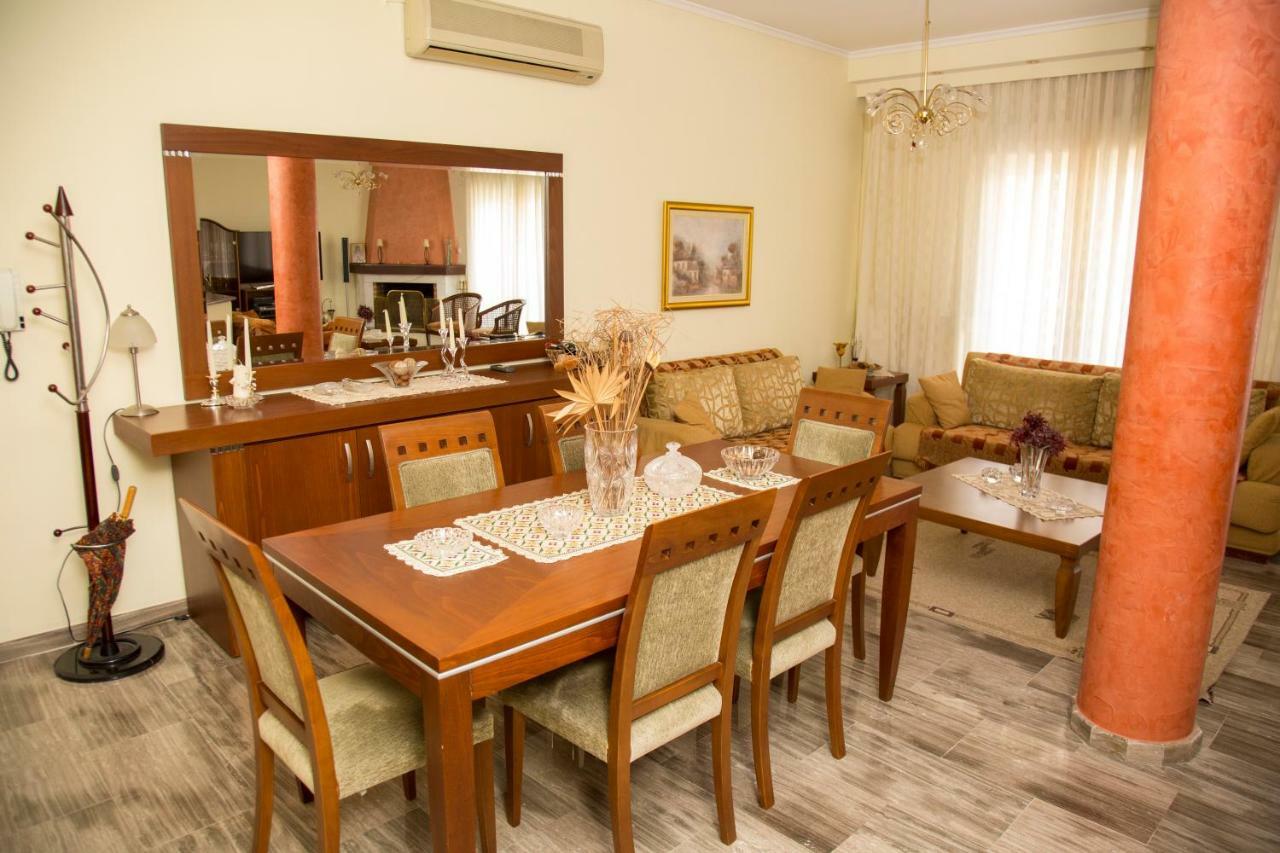 Veta'S Spacious Central Apartment Serres Esterno foto