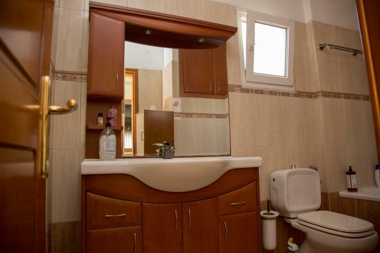 Veta'S Spacious Central Apartment Serres Esterno foto